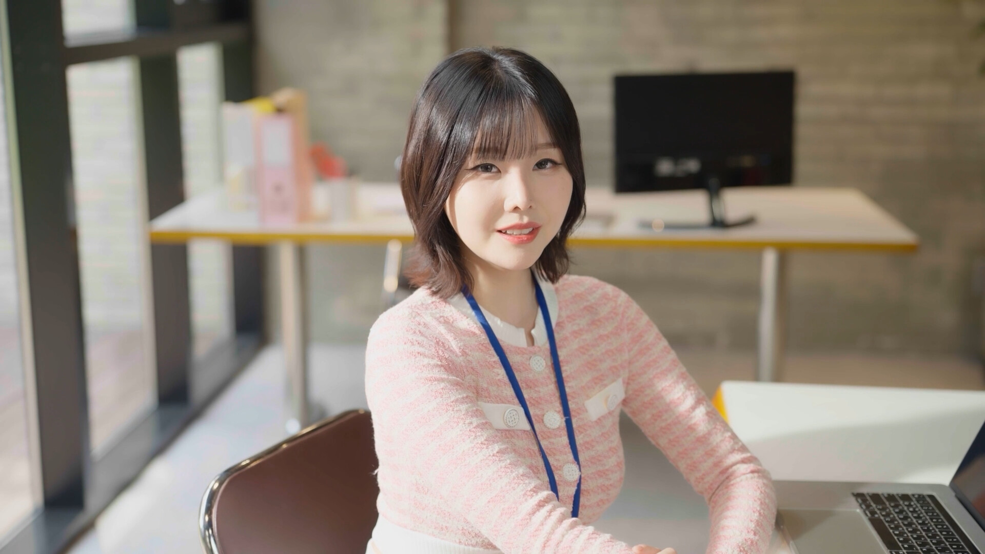 《嘘, 美女拍摄中》中文版